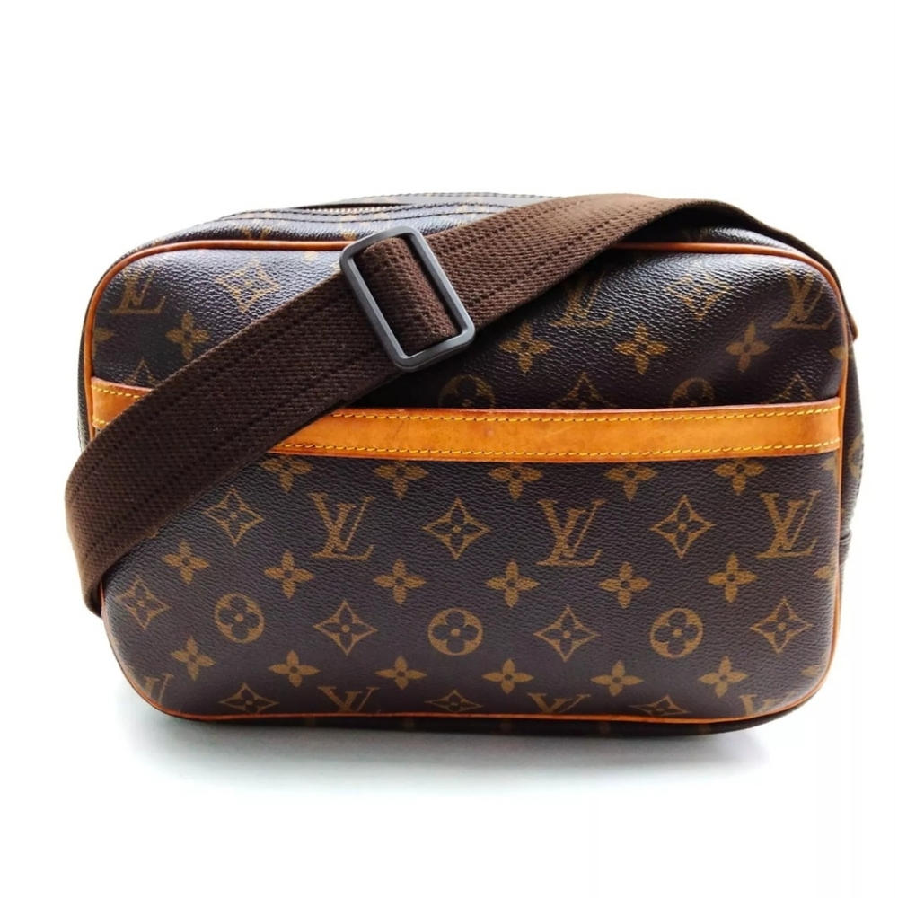 Louis vuitton crossbody bag with free wallet (Both Authentic)